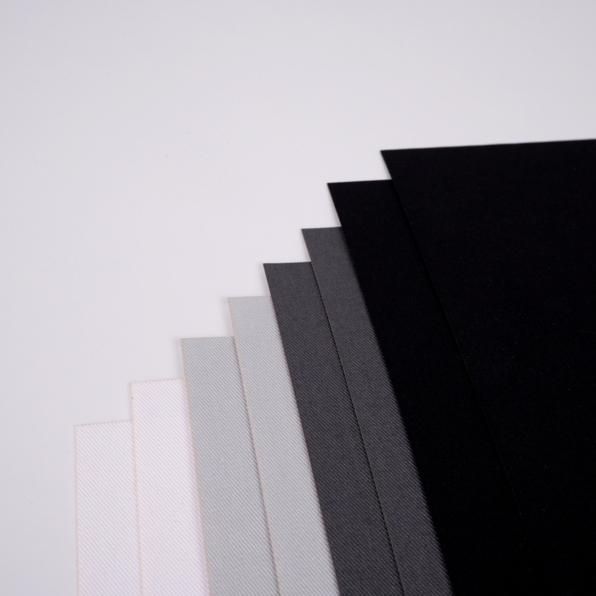 SULKY TWILLY Assortments á 8 sheets
19,5cm x 30cm - "Black-White"