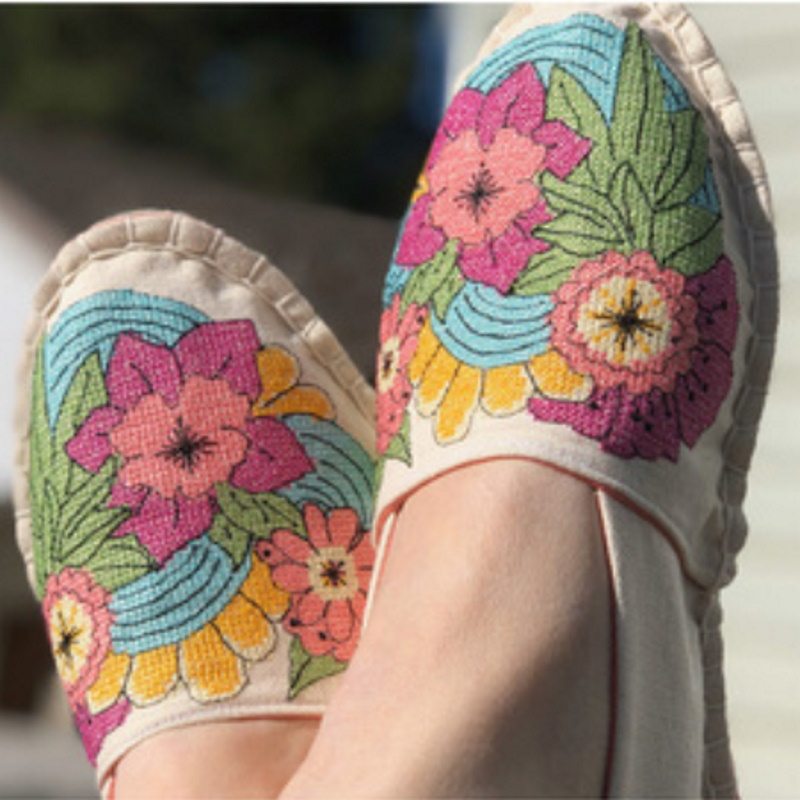 Stickdesign Floral Espadrilles Cross-Stitch (Download)