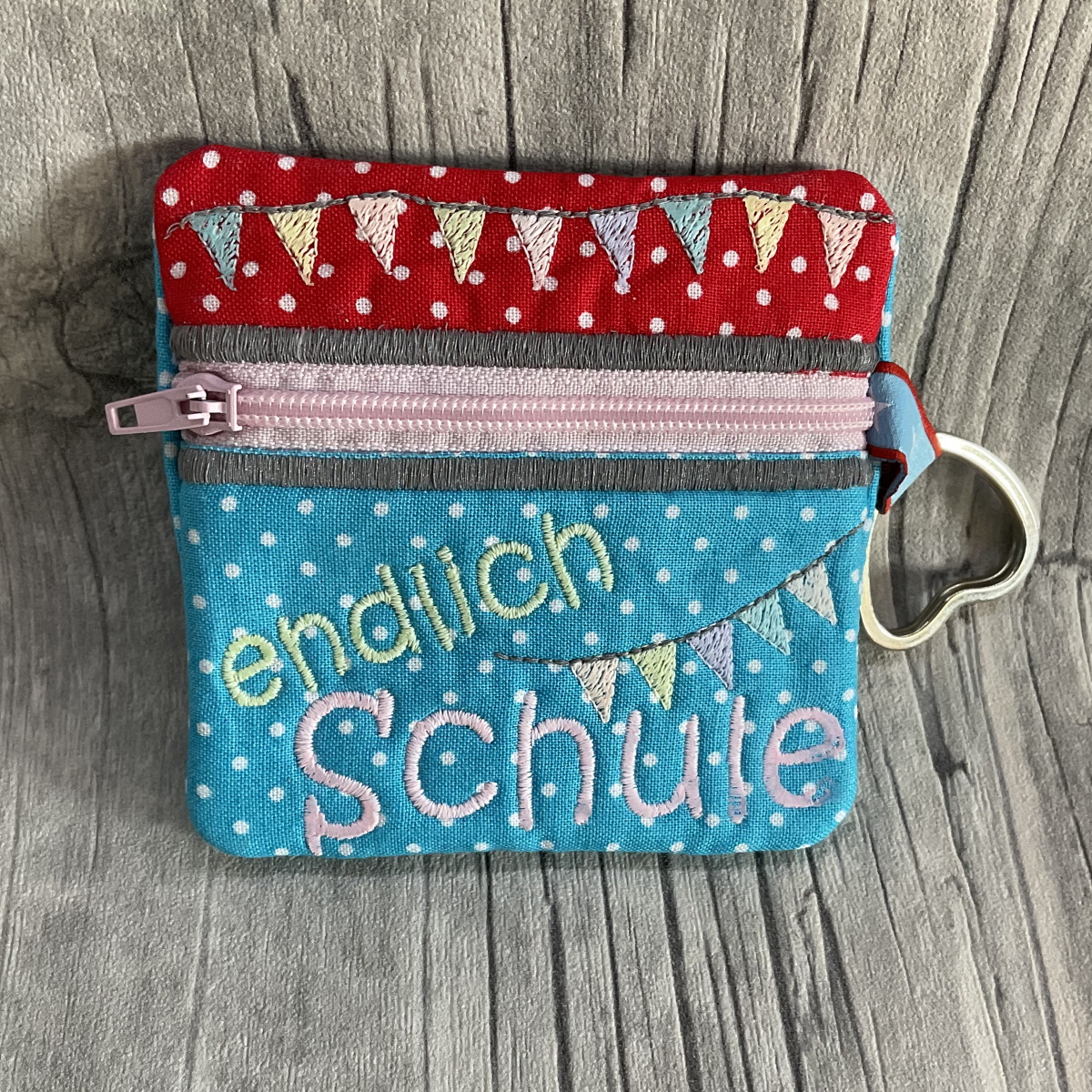 Stickdesign ITH RV-Tasche "endlich Schule" (Download)