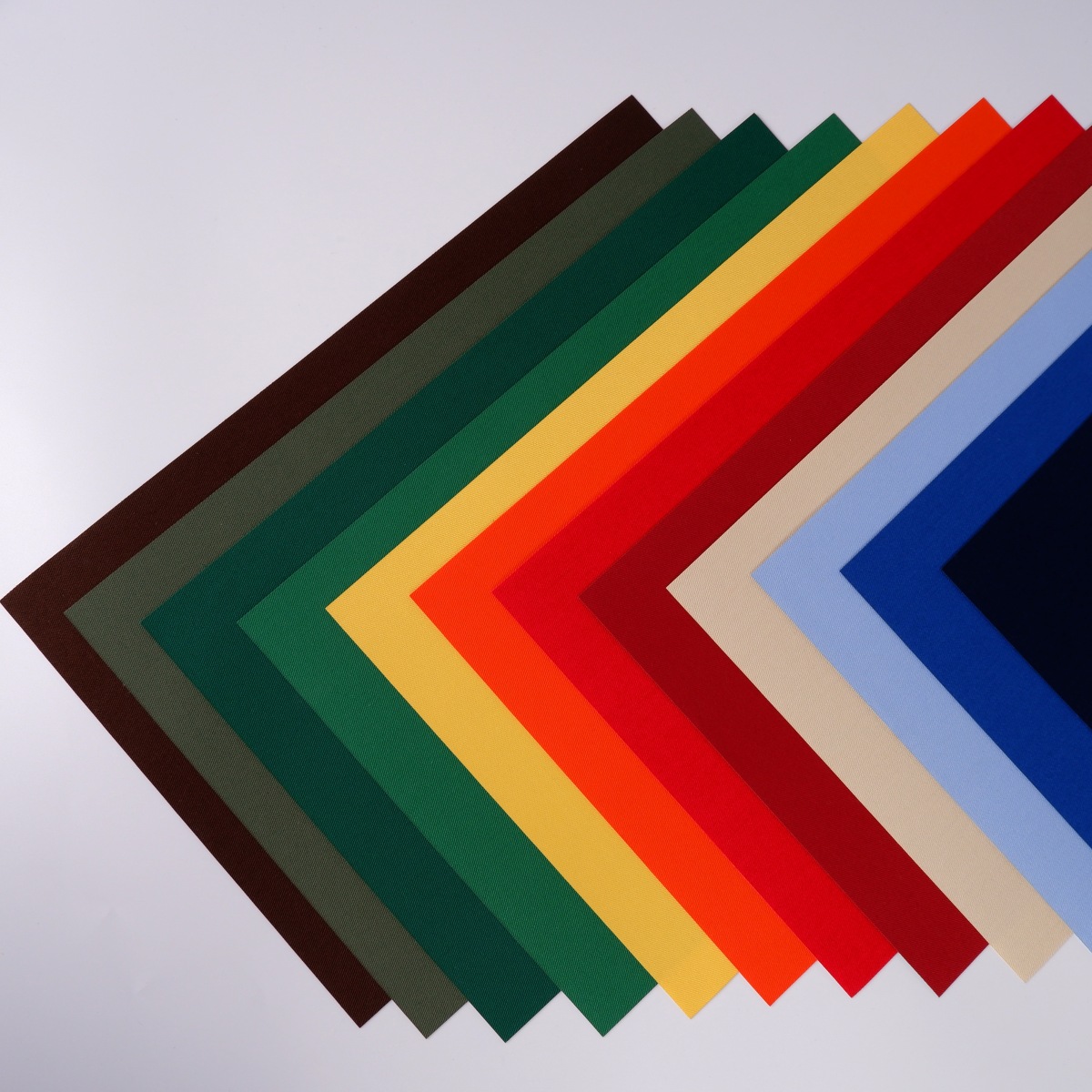 SULKY TWILLY Assortments á 12 sheets
19,5cm x 30cm - "Coloured"