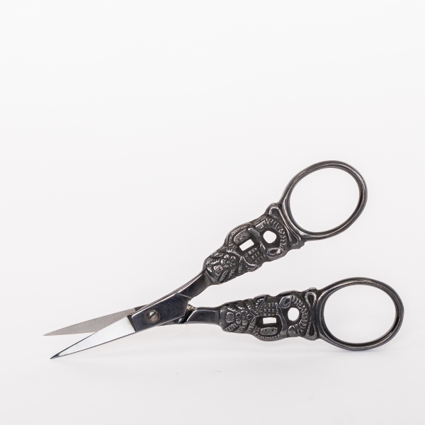 Embroidery scissors vintage black 10cm