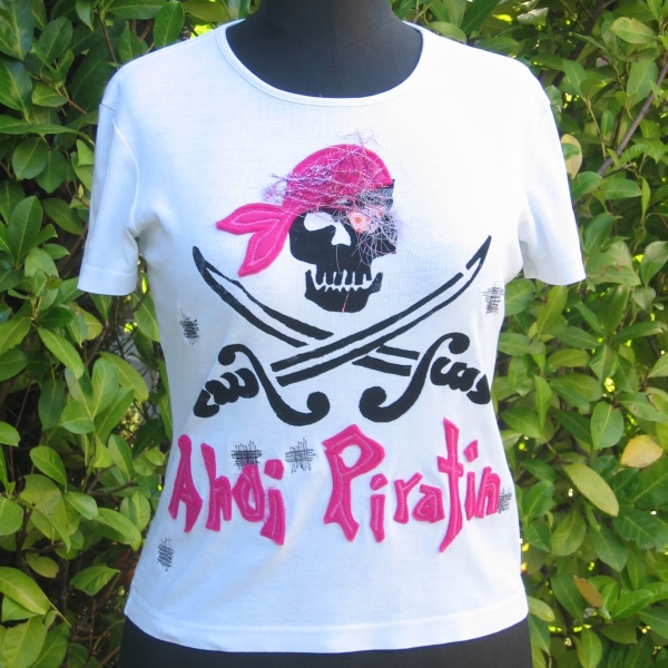 T-Shirt-Piratin-600x600